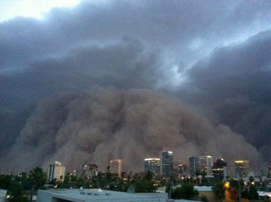 arizona haboob 17 550x411 Пыльная буря в Аризоне