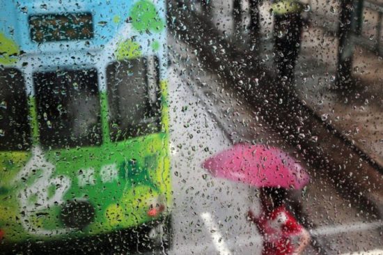 1356656845 christophe jacrot 10 550x366 Дождь